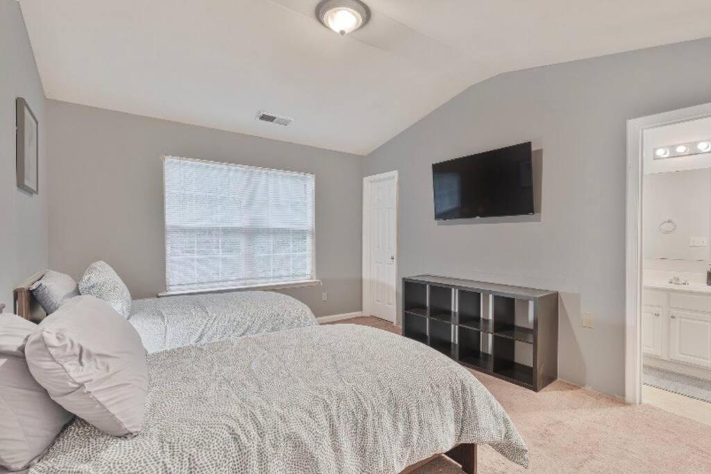 Beautiful Cozy 3-Bedroom Townhome Retreat 애틀랜타 외부 사진